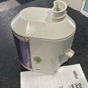 Vintage Braun Deluxe Juice Extractor